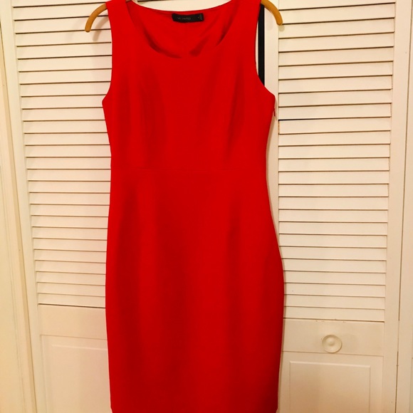 The Limited Super Cute Red Dress - Picture 1 of 6